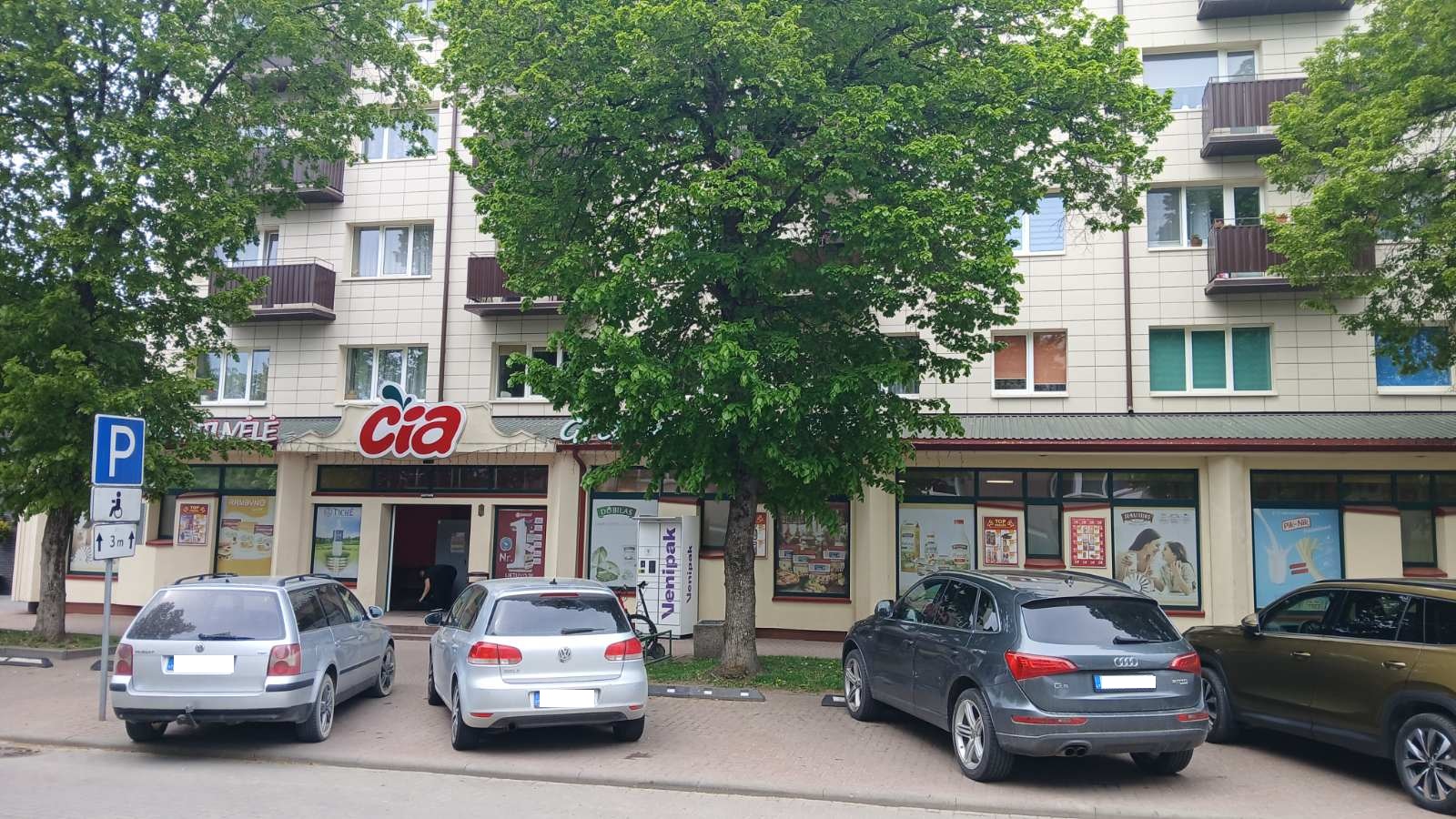 ČIA 18